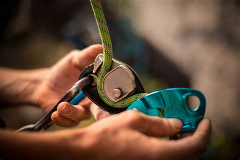 quick release for rope drop test|Petzl Grigri in the Belay Competency Drop Test .